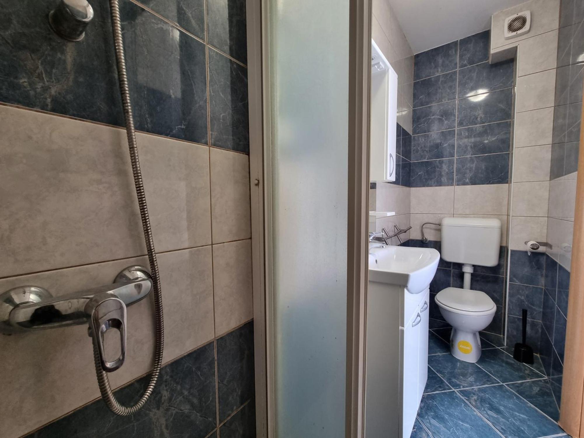 The Golden Grotto Apartments 诺瓦利娅 客房 照片