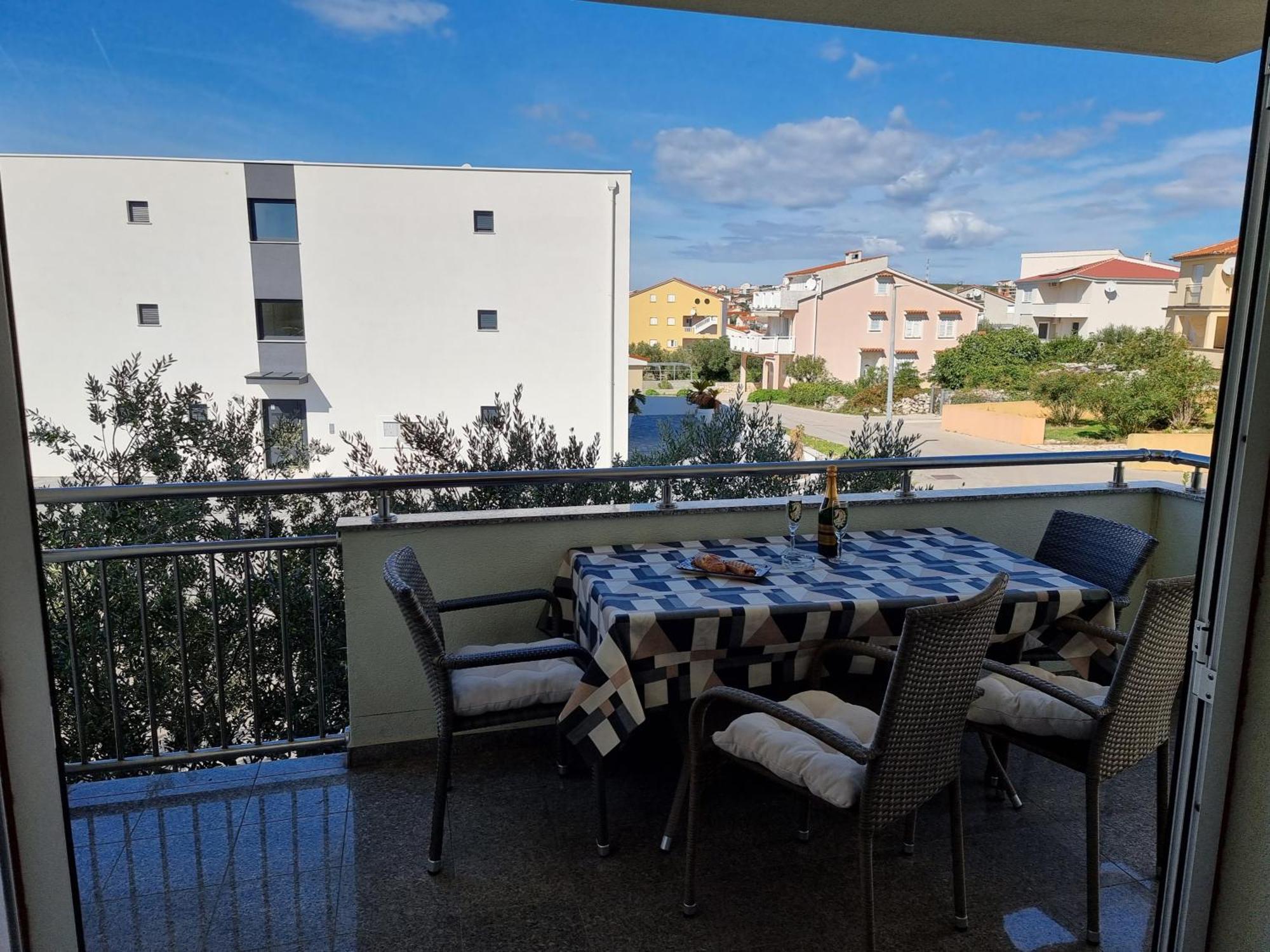 The Golden Grotto Apartments 诺瓦利娅 客房 照片